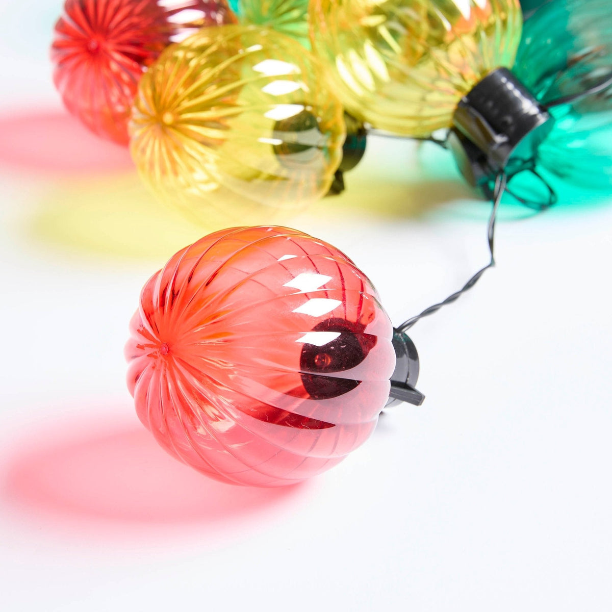 10 Outdoor Battery Fiesta Colourful String Lights - Multicoloured - DUSK