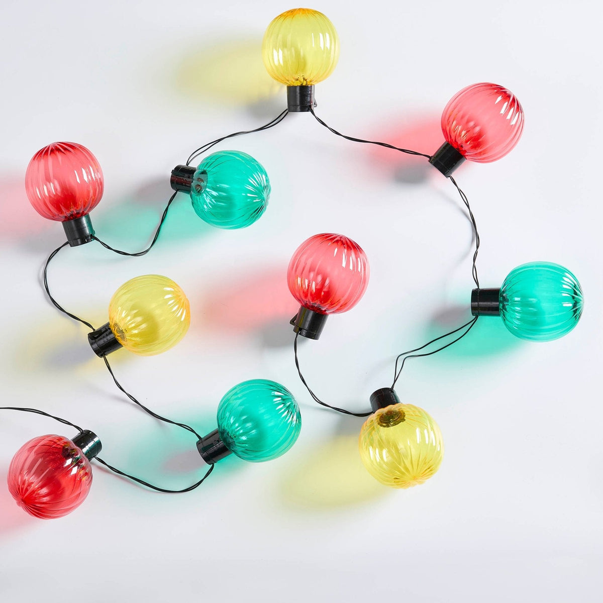 10 Outdoor Battery Fiesta Colourful String Lights - Multicoloured - DUSK