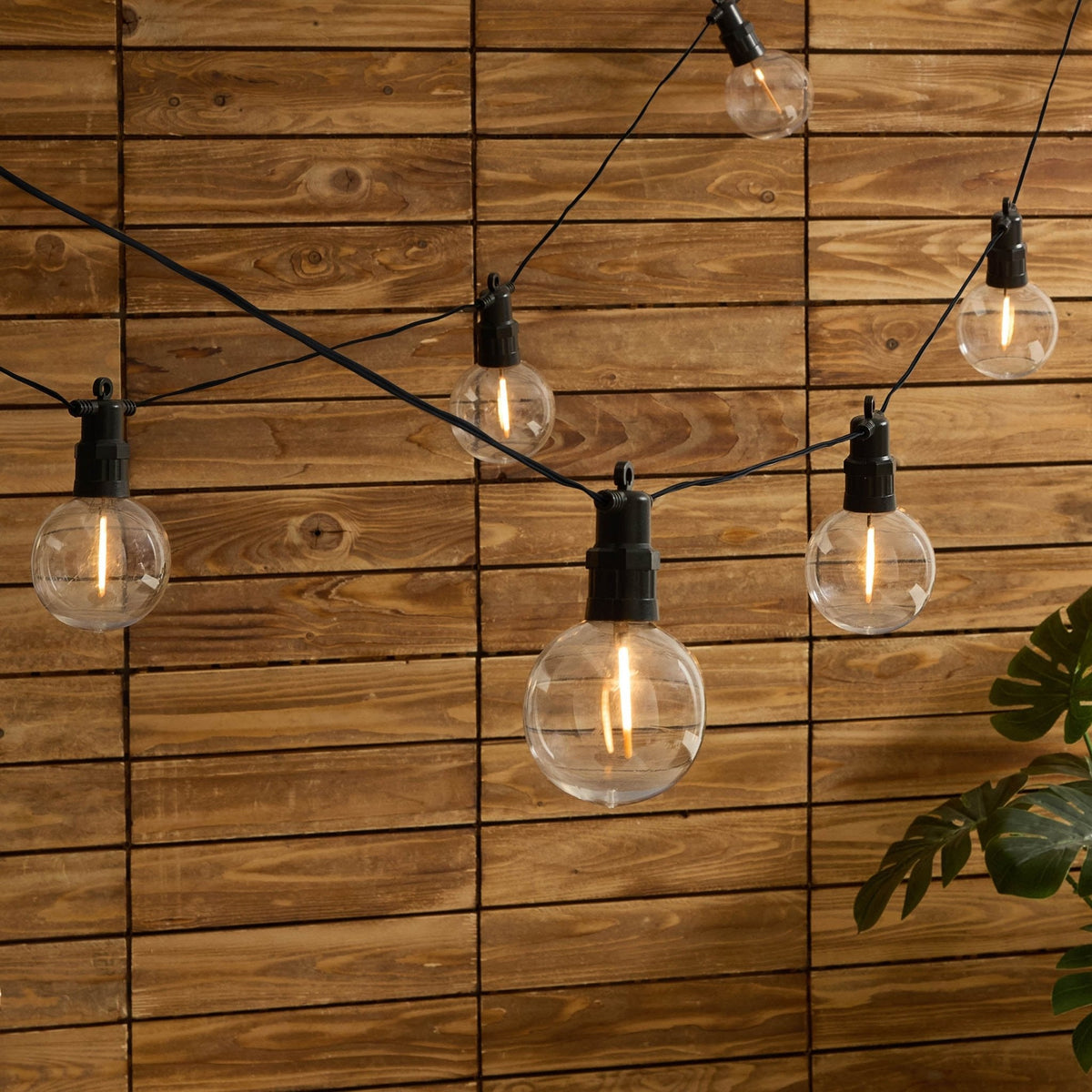 10 Outdoor Plug In Festoon Bulb Lights - White - DUSK