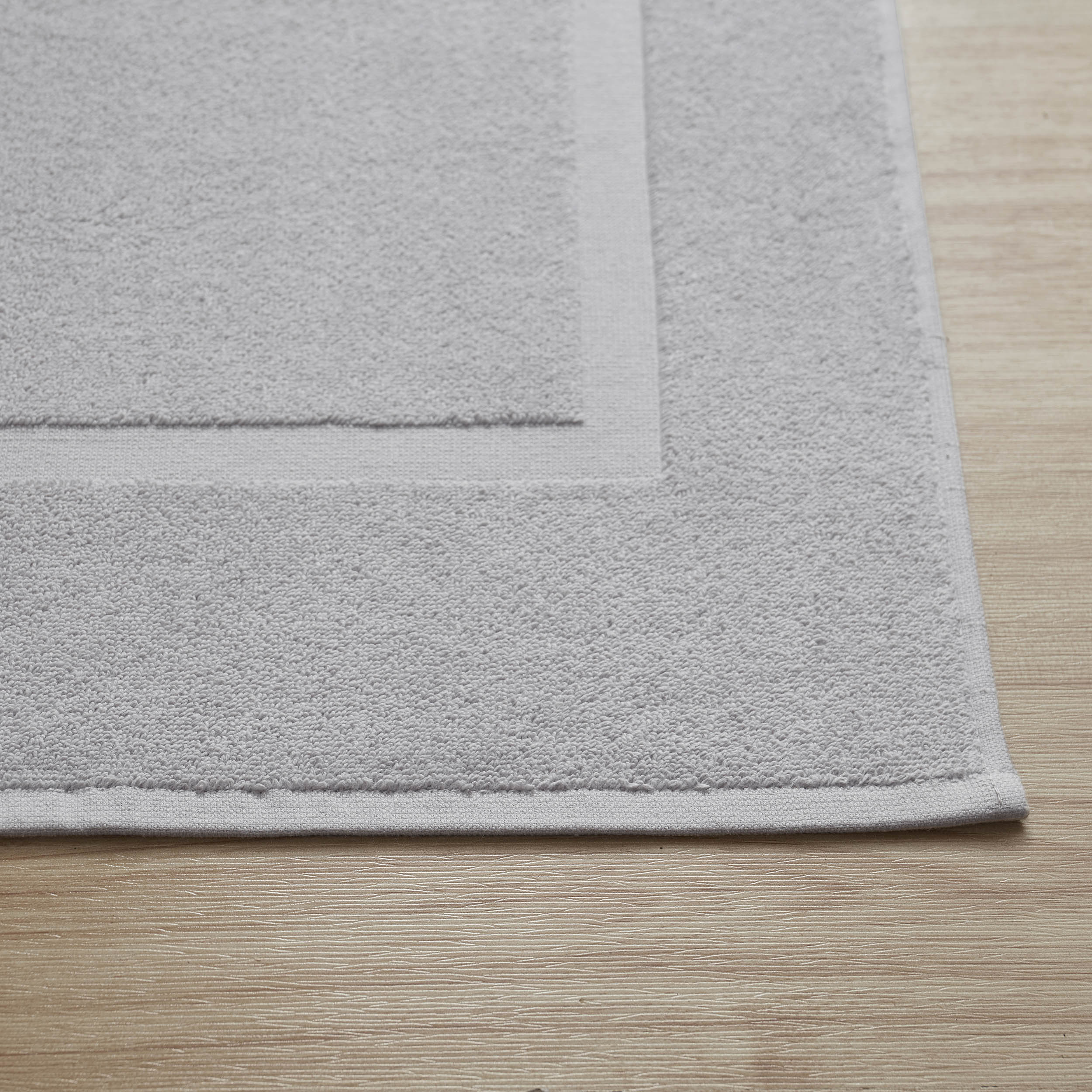 Milos Plain Picture Frame Bath Mat - Dove Grey