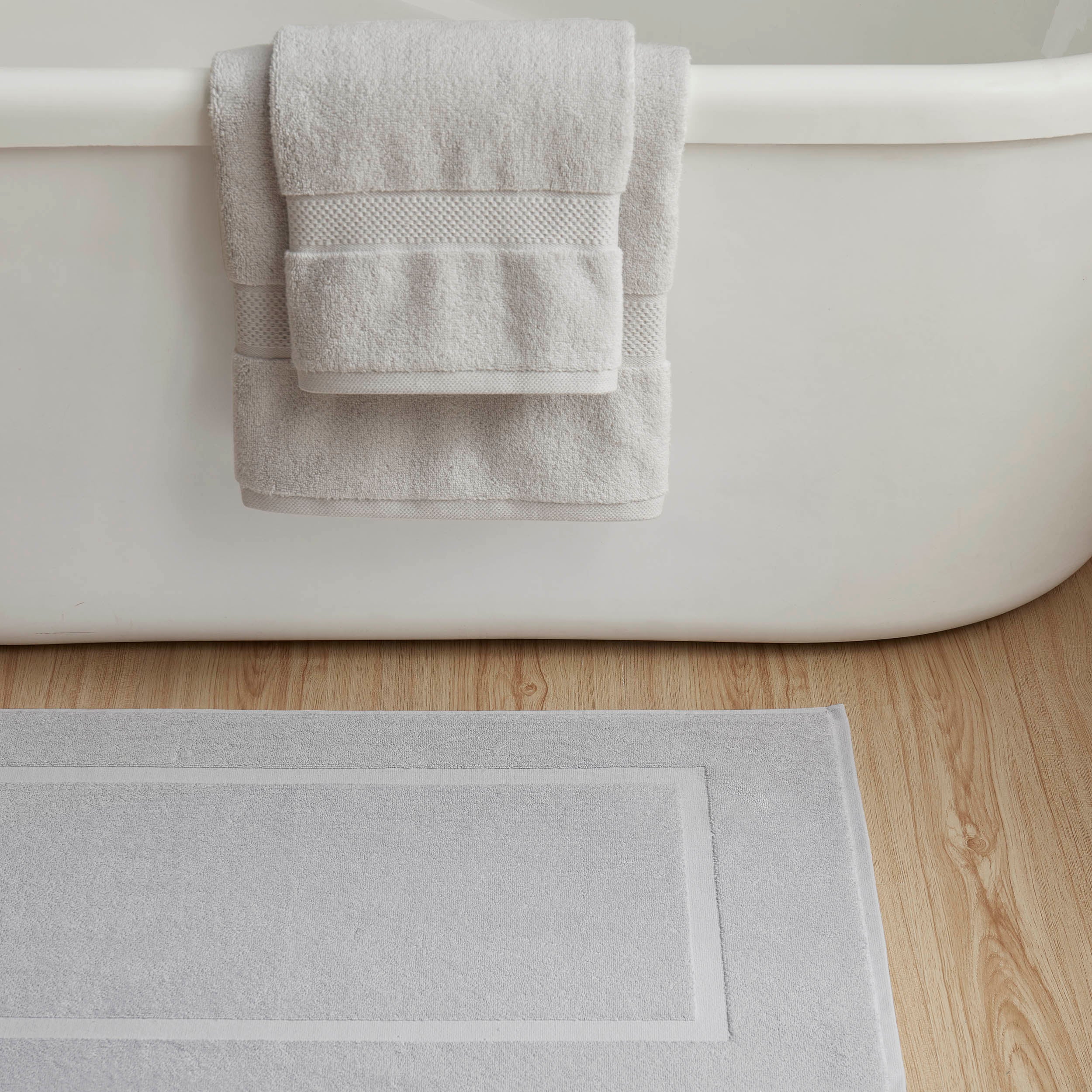 Milos Plain Picture Frame Bath Mat - Dove Grey