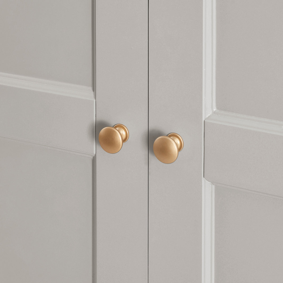 Ruby 3 Door Wardrobe with Drawers - Light Grey