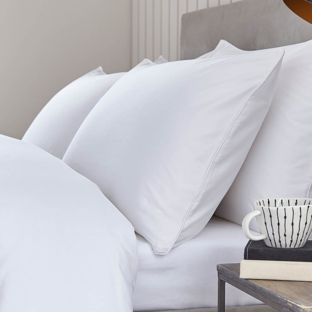 Cambridge Duvet Cover - 200 TC - Cotton - White - DUSK