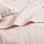 Cannes Matelassé Bedspread - Ballet Slipper - DUSK