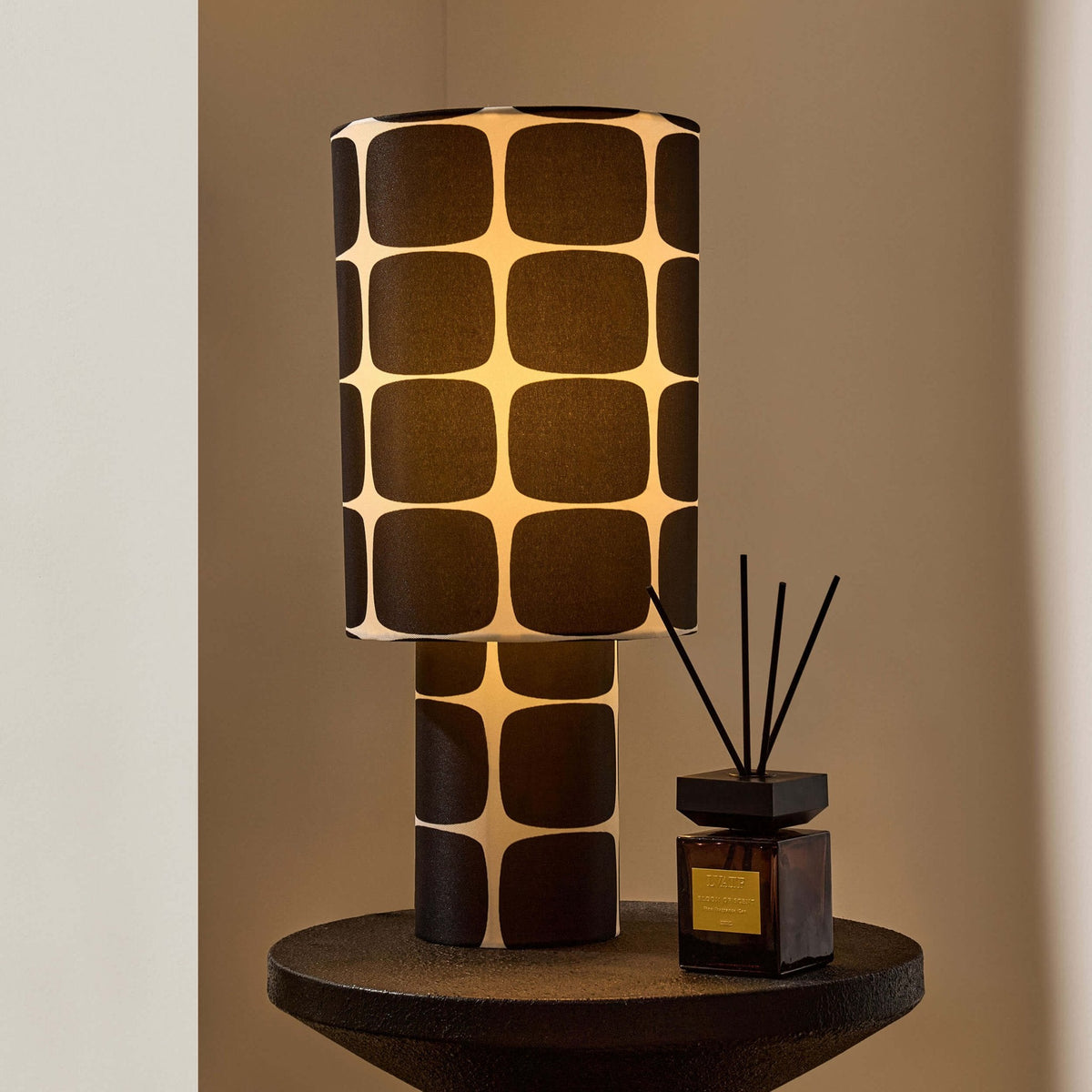 Drew Geometric Table Lamp - Black/White - DUSK