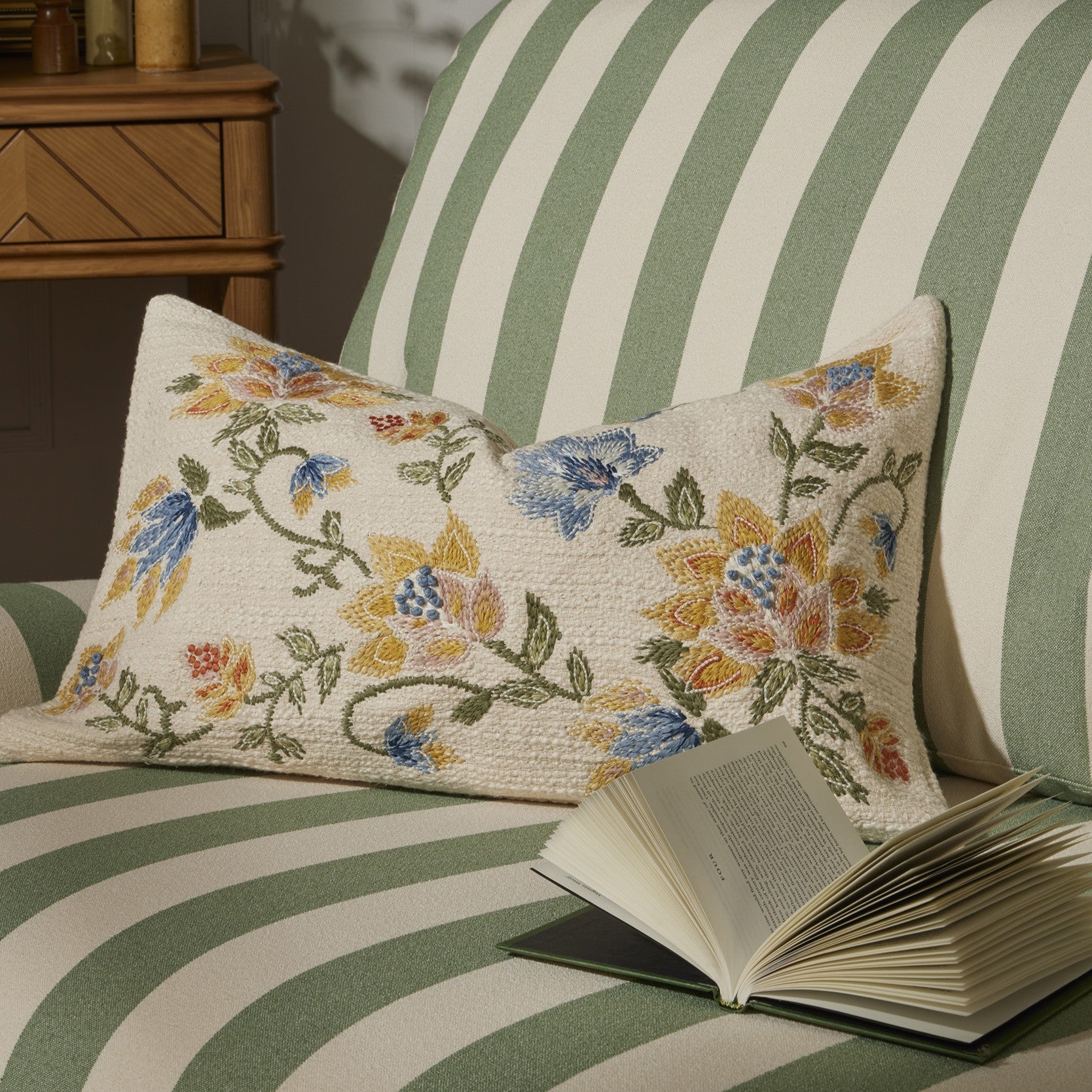 Hampshire Loveseat - Green Stripe - DUSK