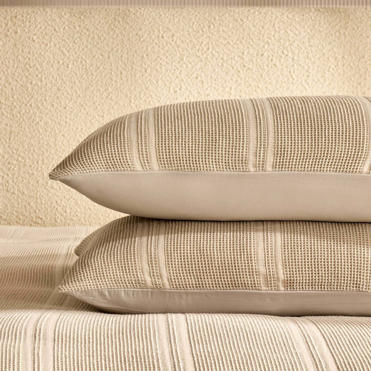 Jessie 100% Cotton Waffle Stripe Duvet Cover & Pillowcase Set - Grey - DUSK