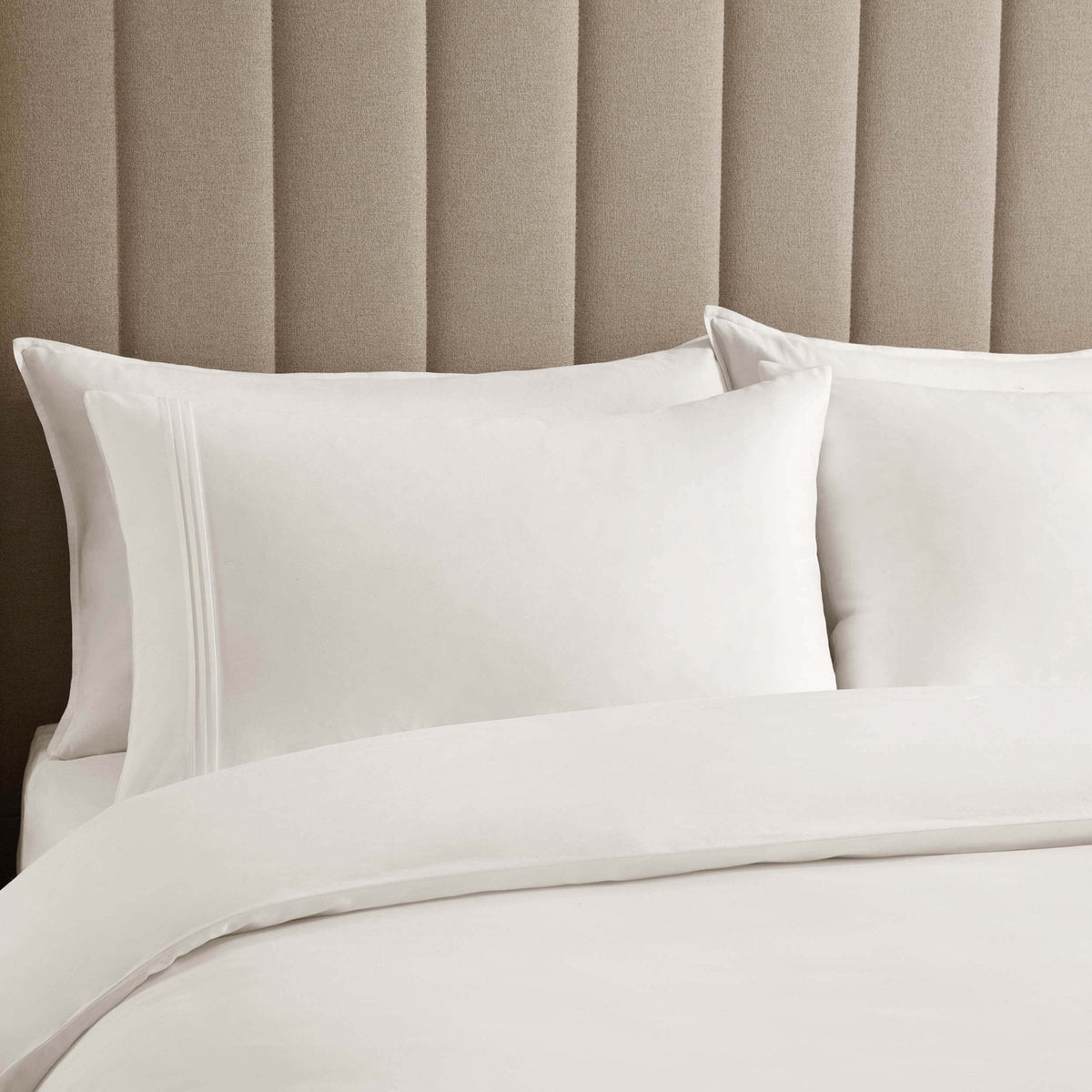 Marlowe 600 Thread Count Classic Pillowcase - White - DUSK