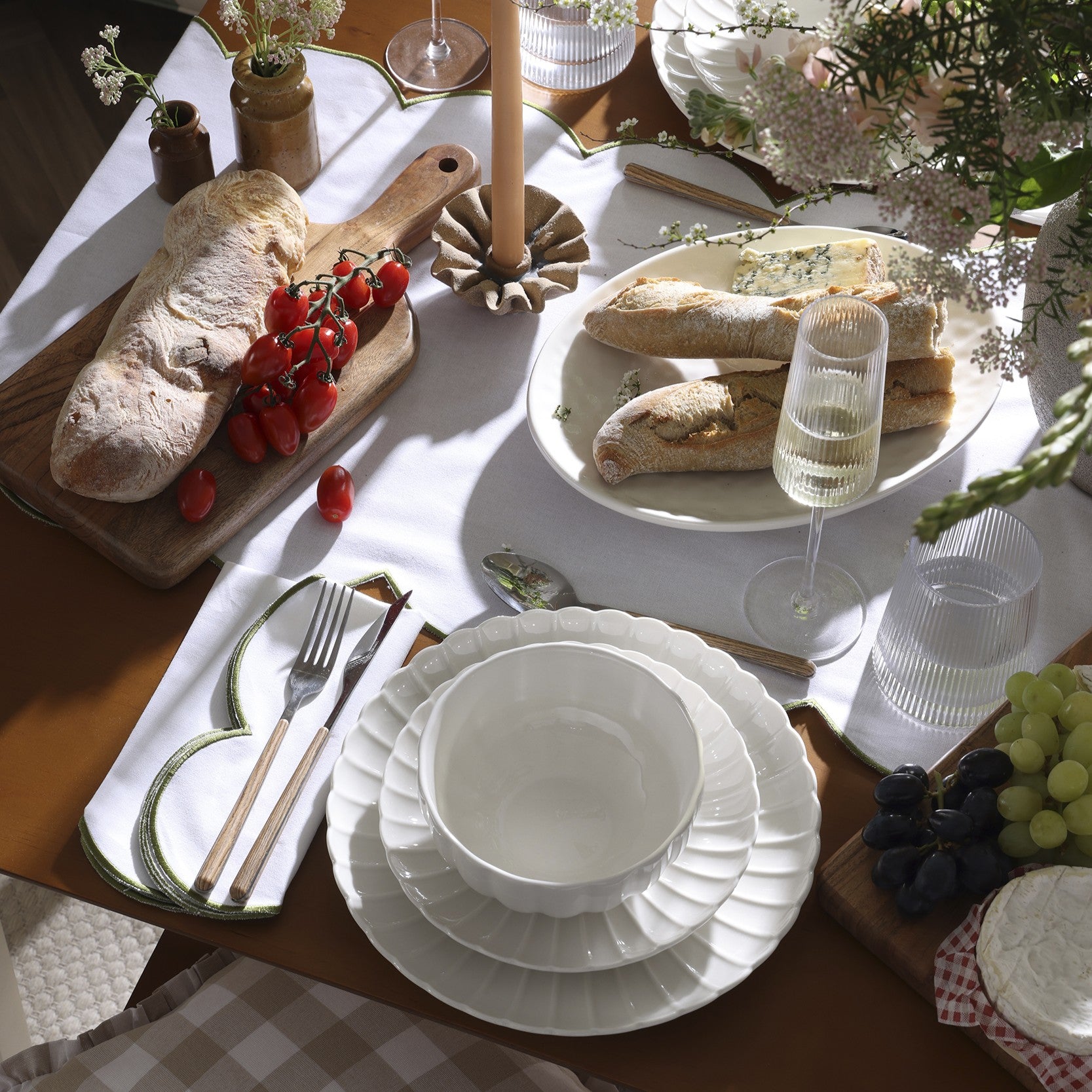 Mira Scalloped Set of 4 Cereal Bowls - Off White - DUSK