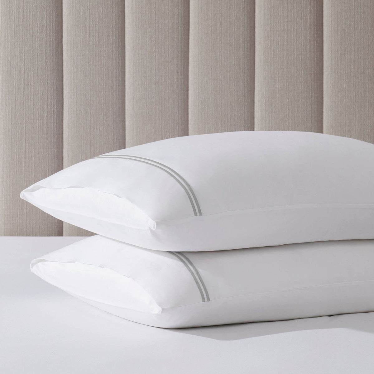 Pair of Regent Embroidered Classic Pillowcases - 400 Thread Count Sateen - Grey - DUSK