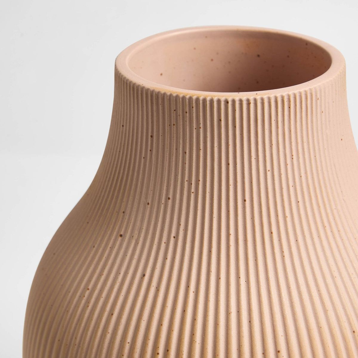 Rose Matt Ribbed Clay Vase - Pink - DUSK