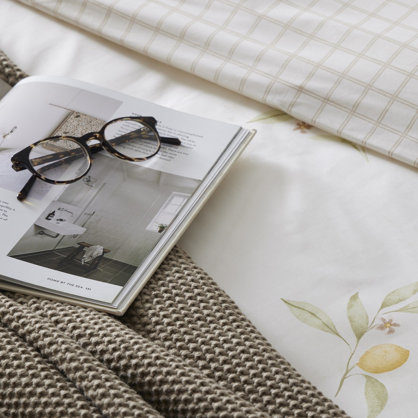 St Ives Lightweight Knit Throw - Taupe - DUSK
