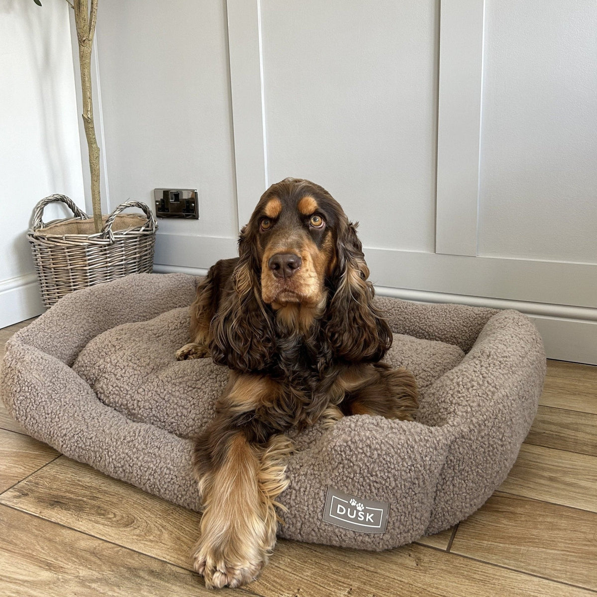 Teddy Basket Dog Bed - Taupe - DUSK