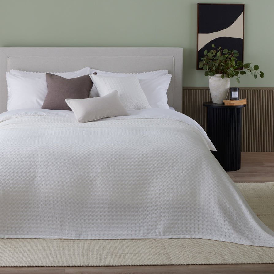 Windsor Ottoman Storage Bed - Natural - DUSK